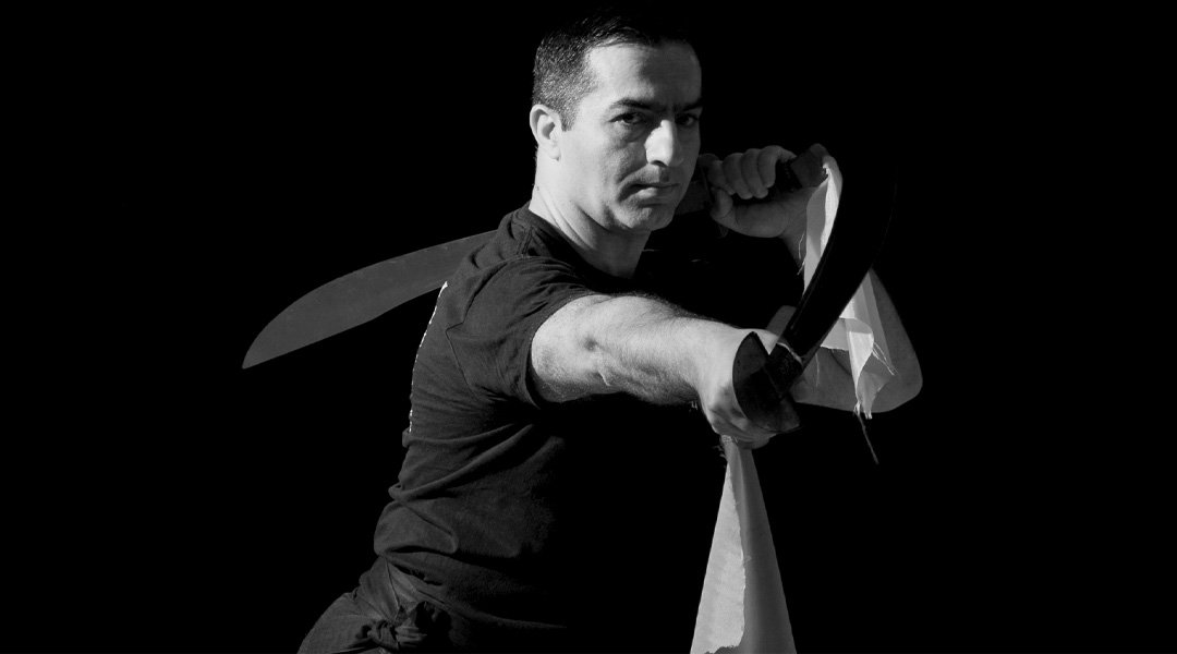 Leon Dogan with Hung Kuen double broadswords - seung loong do